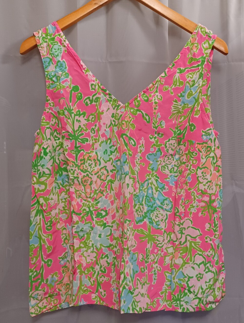Lilly Pulitzer Silk Tank Top Women Medium Colorful Pink Floral V-Neck